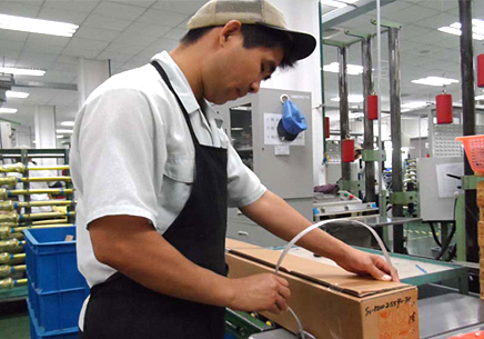 雅威達提供導軌滑塊,線性滑軌,微型導軌完善的選型，技術支持服務