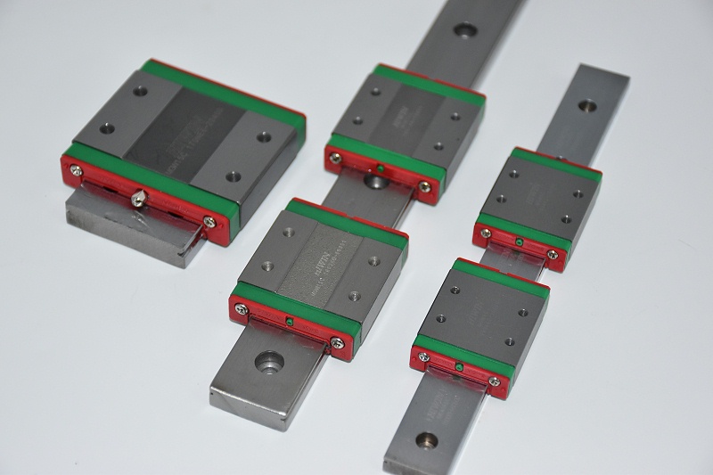 淺談上銀直線(xiàn)導(dǎo)軌的構(gòu)造原理以及特點(diǎn)